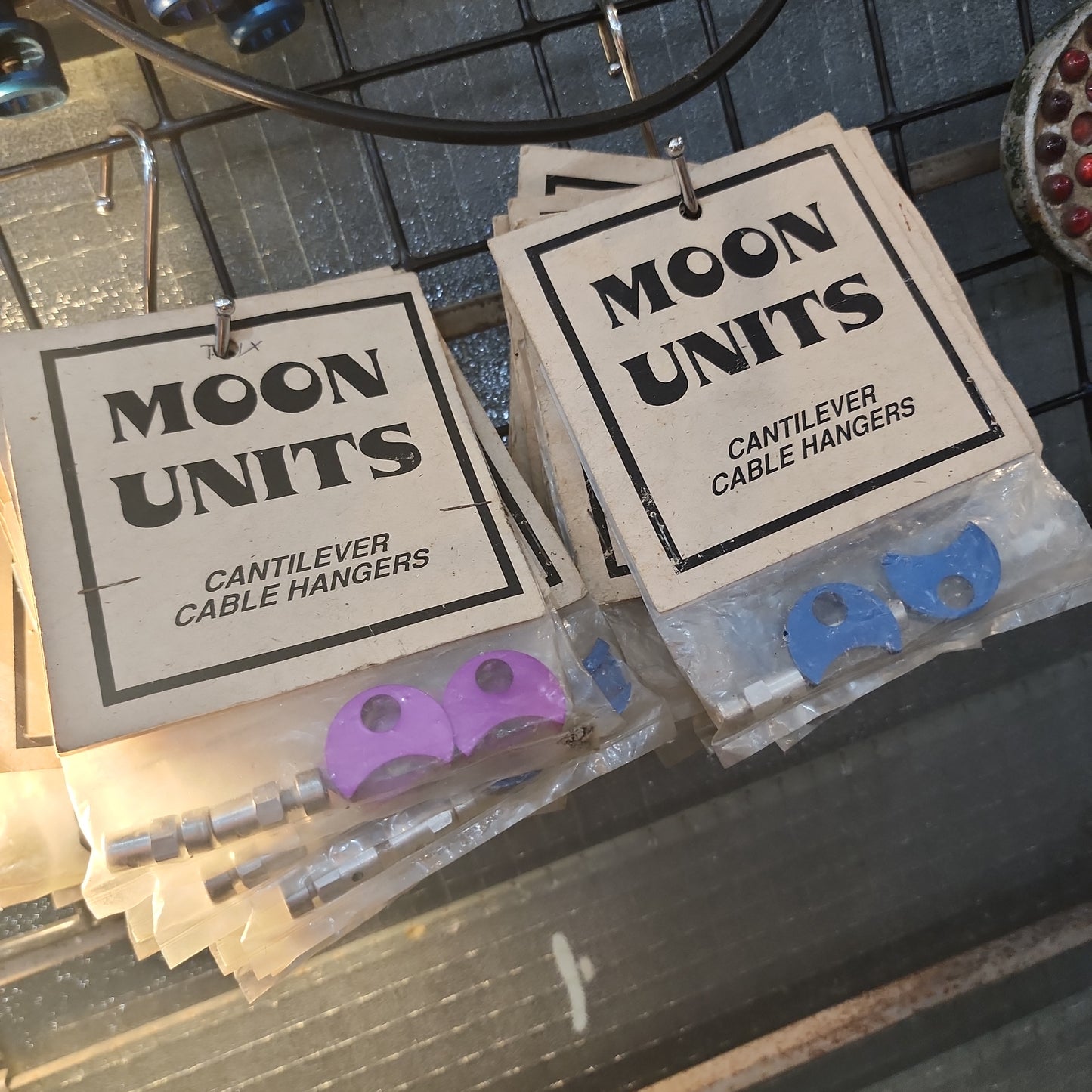 Retro Paul Components Moon Units