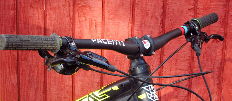 P-Dent Carbon Handlebar and Stem Set